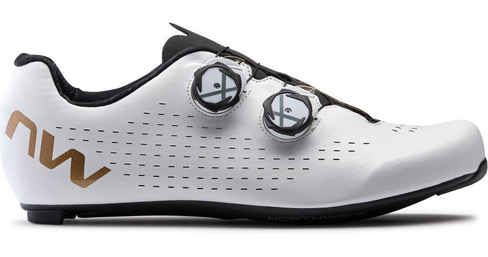 Chaussures Revolution 3