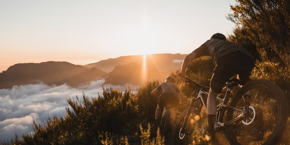 26-trek-50 Slide background